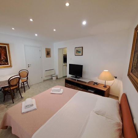 Apartment Bauk Draga Bašćanska エクステリア 写真